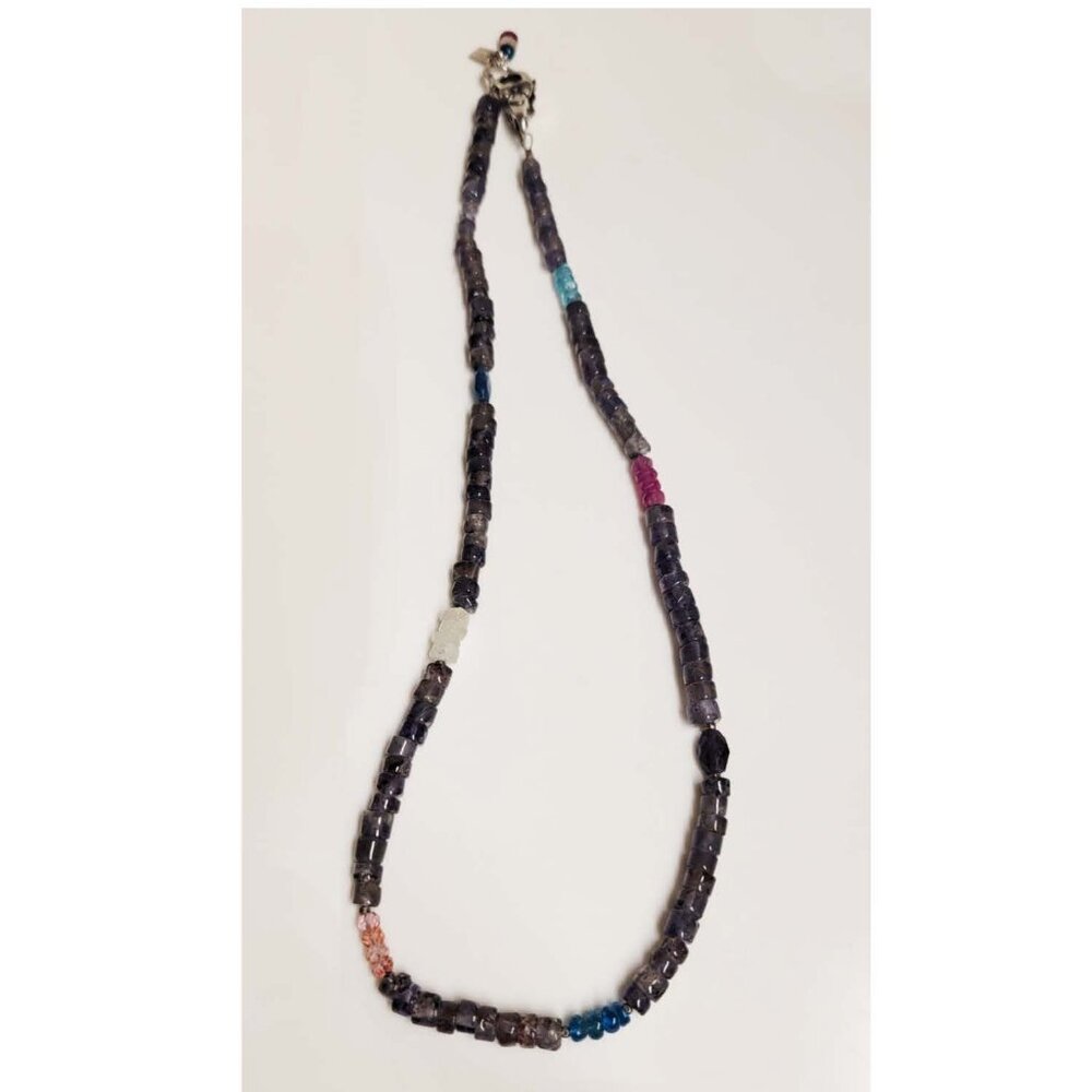 A troll beads necklace and flower clasp